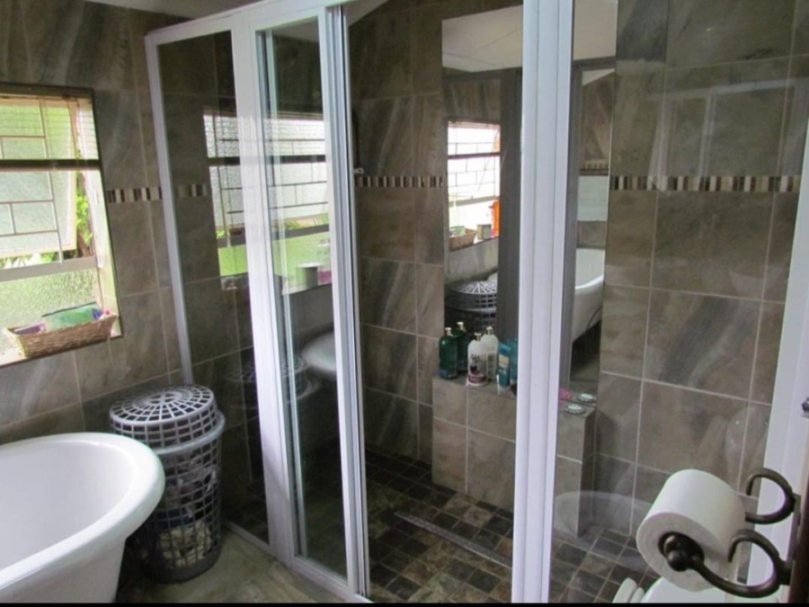 4 Bedroom Property for Sale in Vaalpark Free State